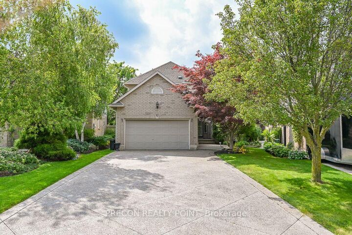 67 Jeffrey Drive — photo 1