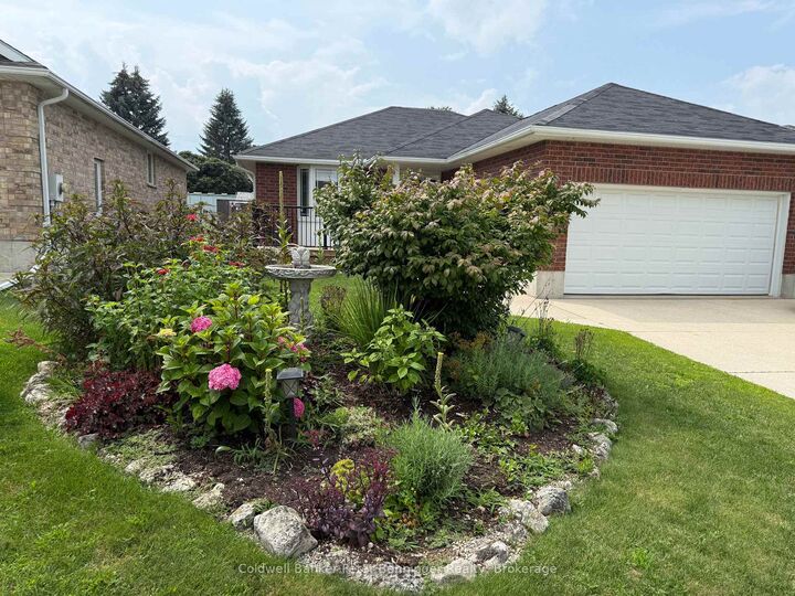 Property Photo: 636 22nd Avenue ON N4N 3W7