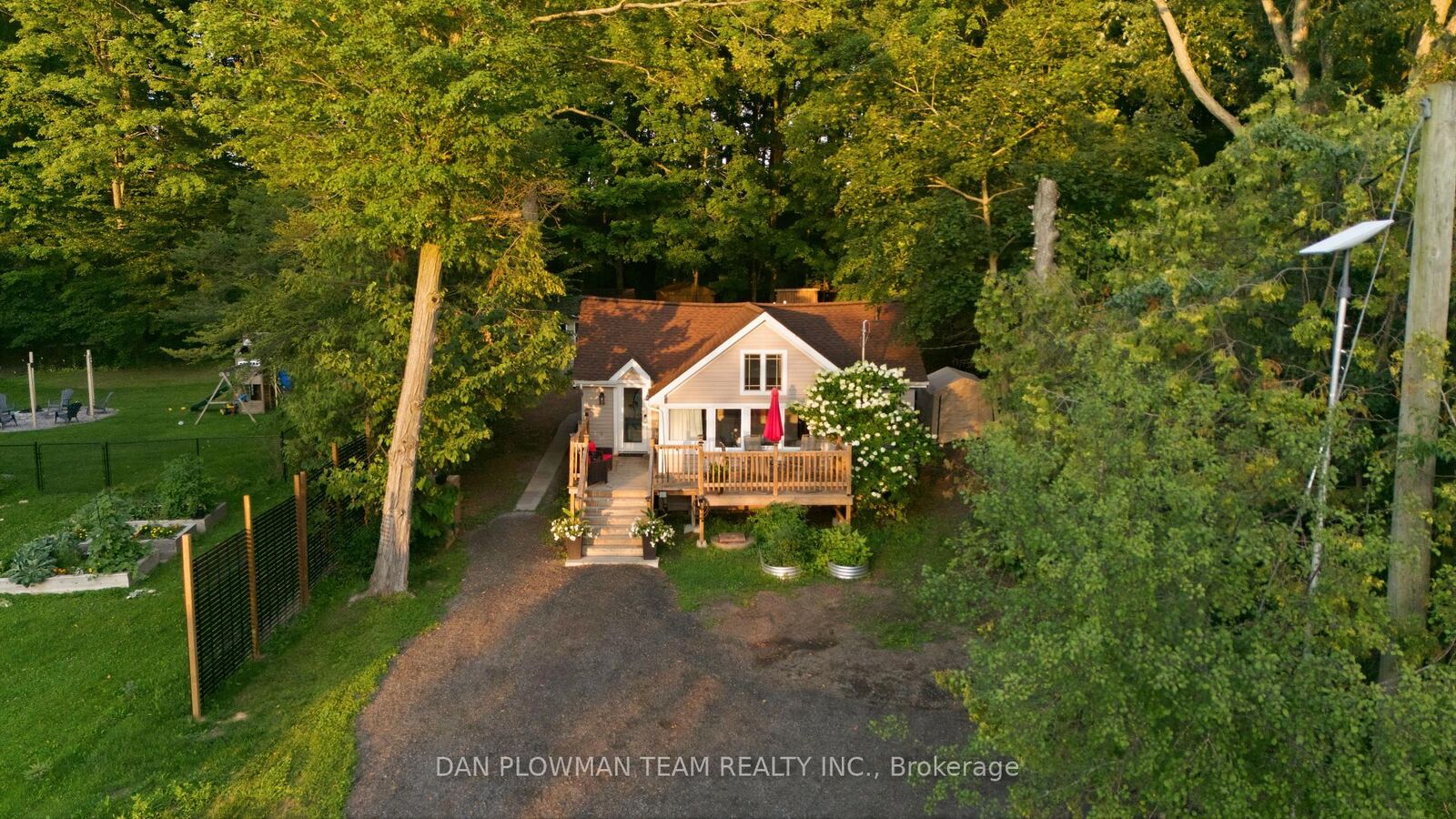 Property Photo: 85 Williams Point Road ON L0B 1E0