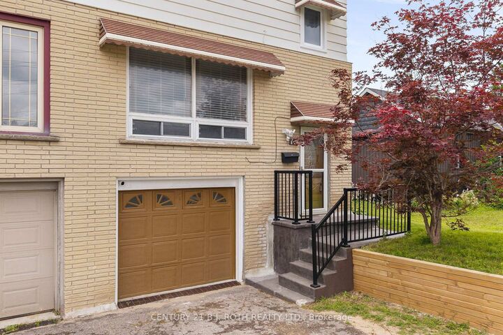 Property Photo: 14 Innisfil Street ON L4N 3C9