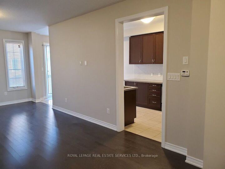 Property Photo: 39 Vezna Crescent ON L6X 5K5