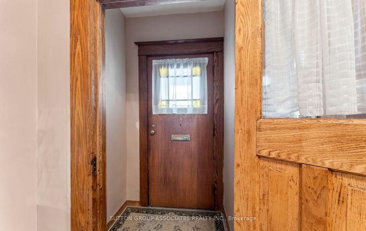 Property Photo: 183 Glenholme Avenue ON M6E 3C5