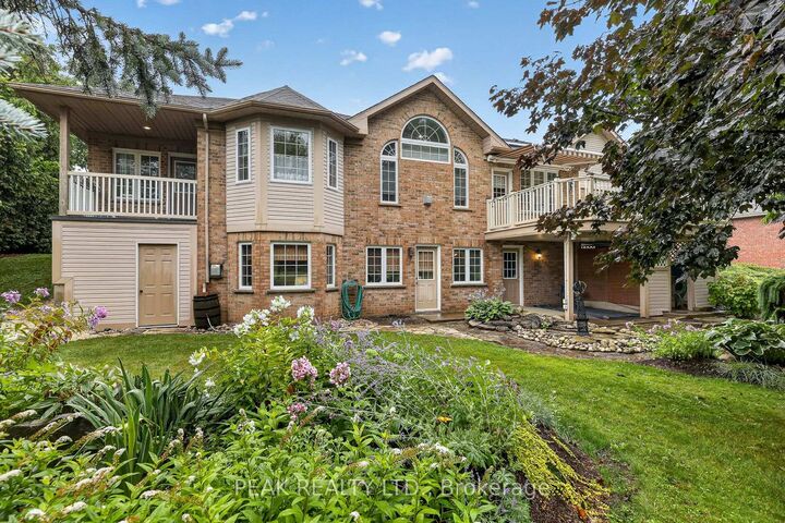 Property Photo: 92 Shephard Place ON N3A 2E4