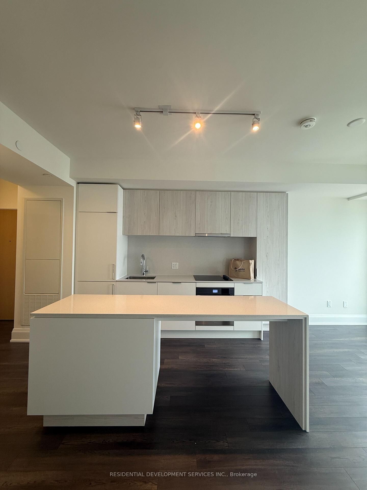 Property Photo:  89 Church Street 4804  ON M5C 0B7 