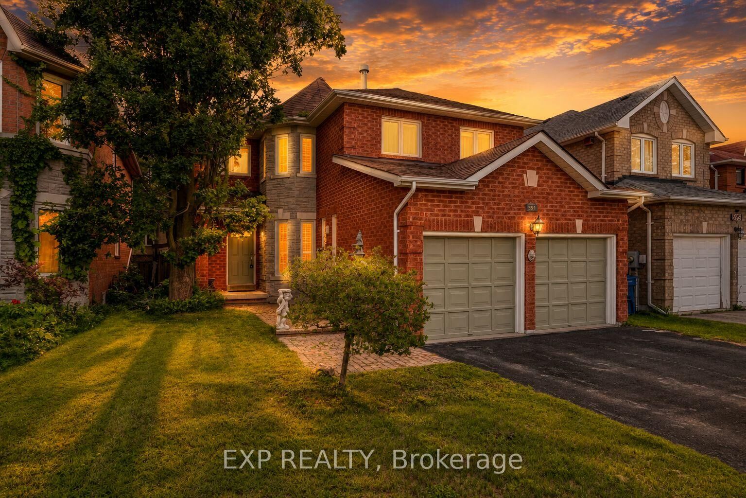 Property Photo: 591 Plantation Gate ON L3X 2C2
