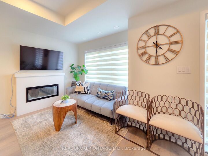 41 Matawin Lane — photo 1