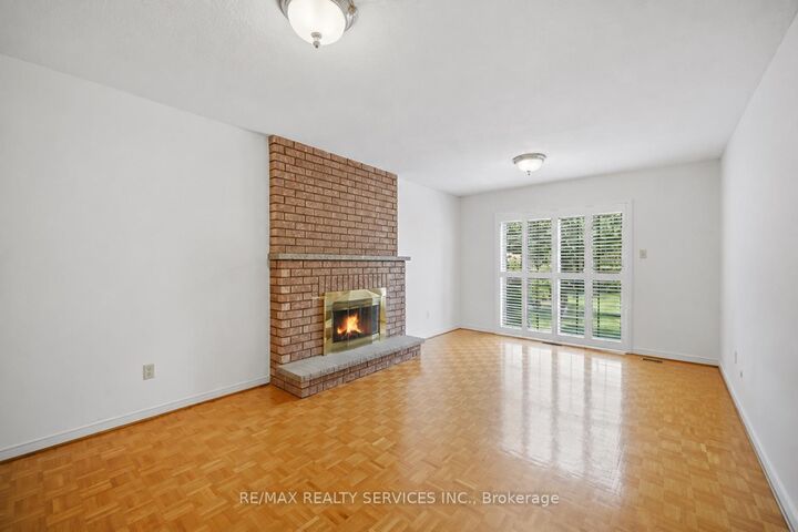 49 Turtlecreek Boulevard — photo 1