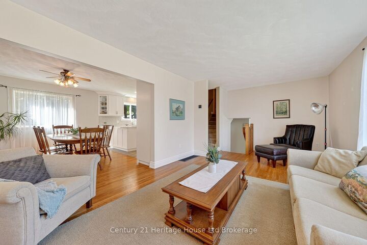 Property Photo: 812 Hughson Street ON N4S 4P7