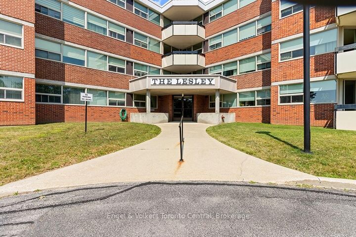 Property Photo:  860 9th Street E 402  ON N4K 1R2 