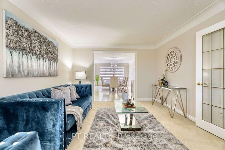Property Photo: 16 Vogue Court ON L8E 4T3