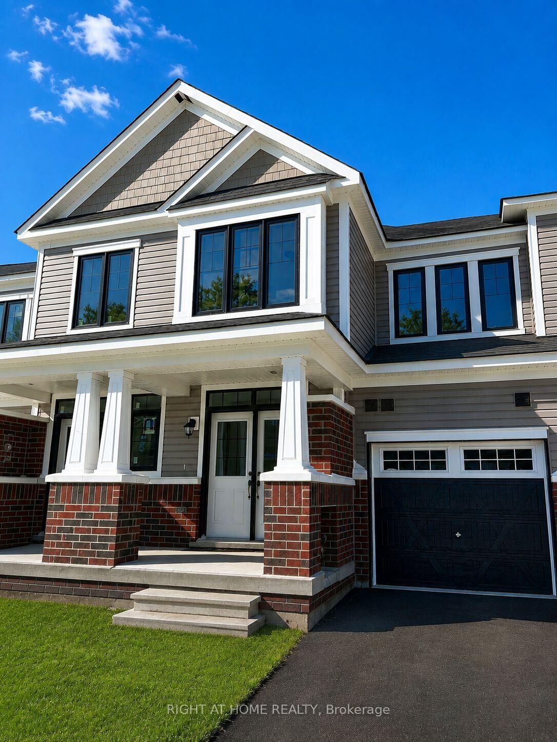 Property Photo:  17 Rochester Drive  ON L9S 2Z8 