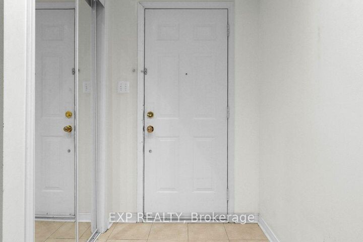 Property Photo: 7035 Rexwood Road 13 ON L4T 4M6