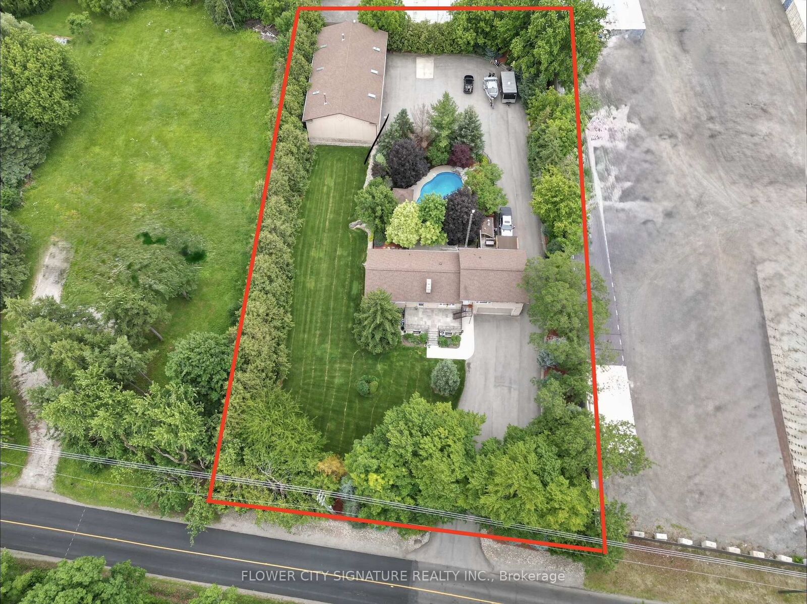 Property Photo: 9178 Sixth Line N ON L7G 4S6