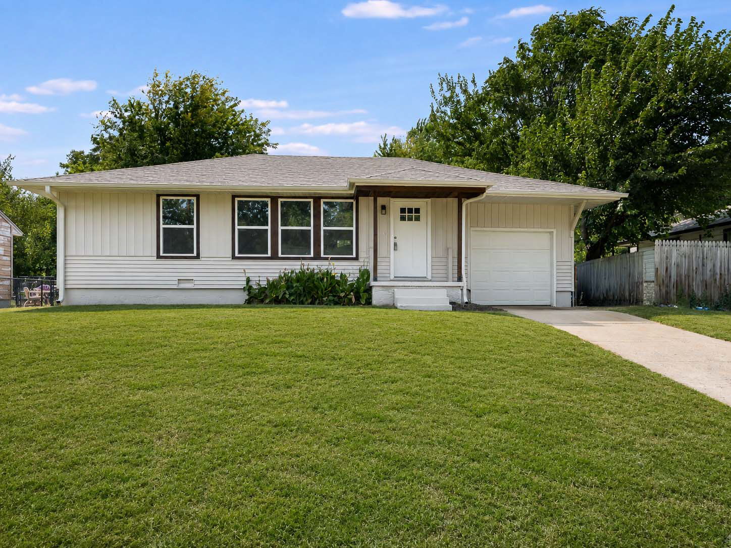Property Photo: 1584 N Knoxville Avenue OK 74115