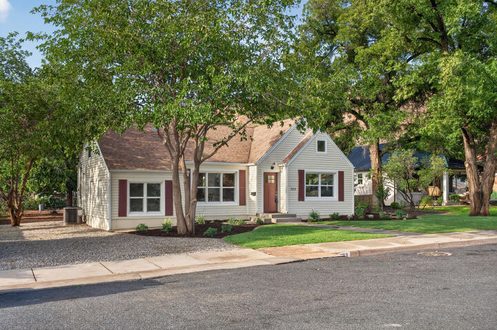 Property Photo:  383 W 200 S  UT 84770 