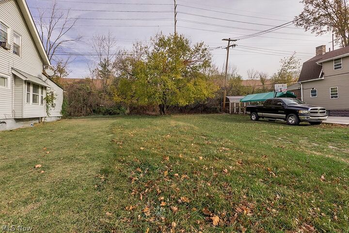 Property Photo: 821 E 131st Street OH 44108
