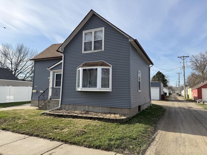 Property Photo: 514 4th Avenue SD 57401