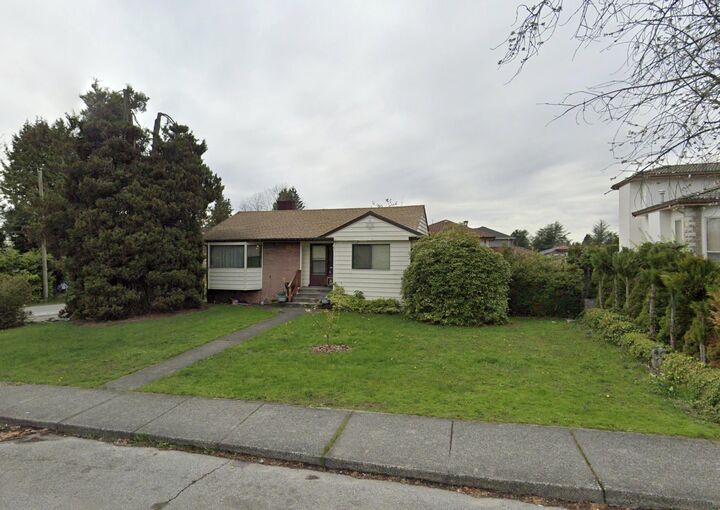 7187 Willingdon Avenue — photo 1