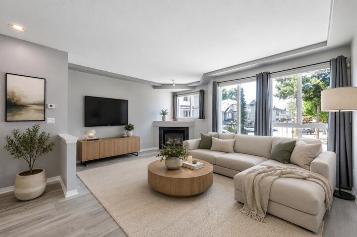 Property Photo:  7250 144 Street 33  BC V3W 1L7 