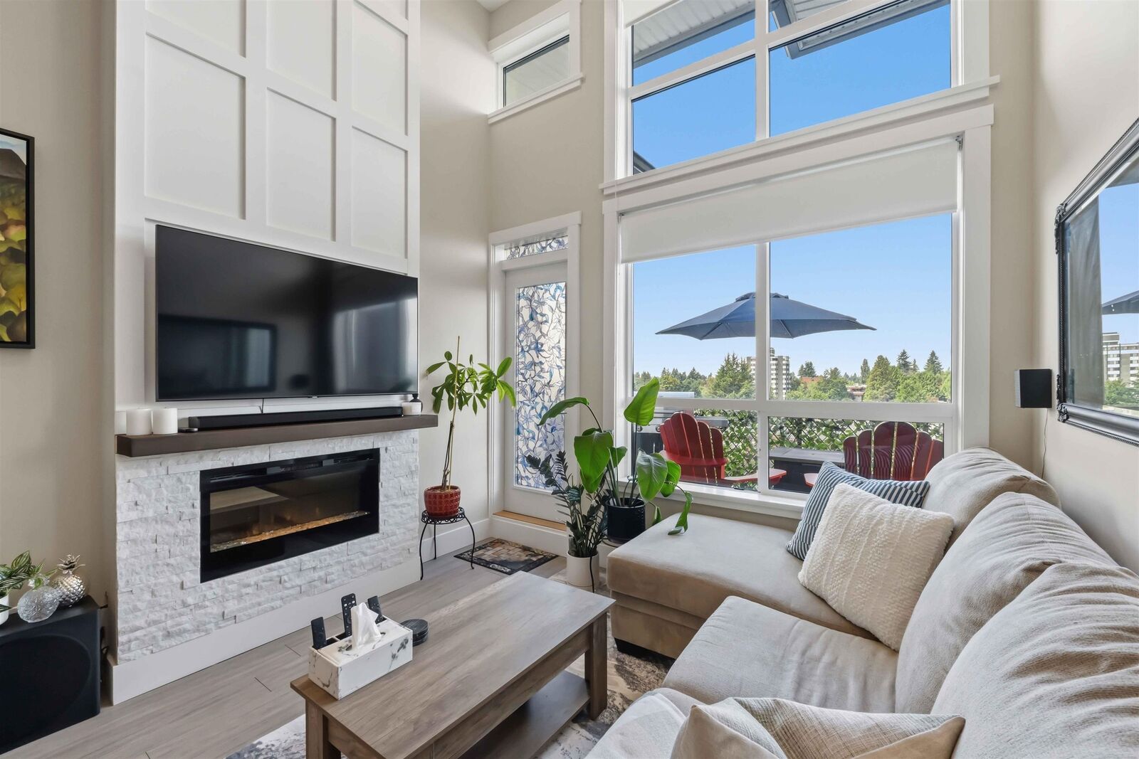 Property Photo:  22335 McIntosh Avenue 607  BC V2X 3C2 