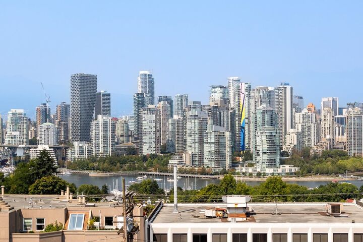 Property Photo: 1068 W Broadway 707 BC V6H 0A7