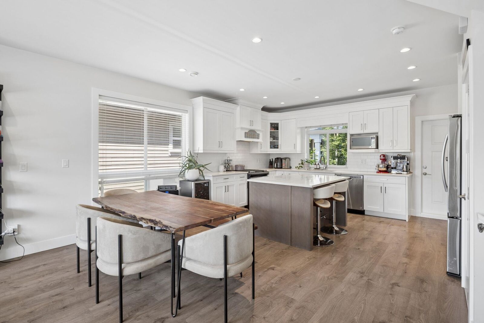 Property Photo: 4855 Ellis Lane BC V4K 0C5