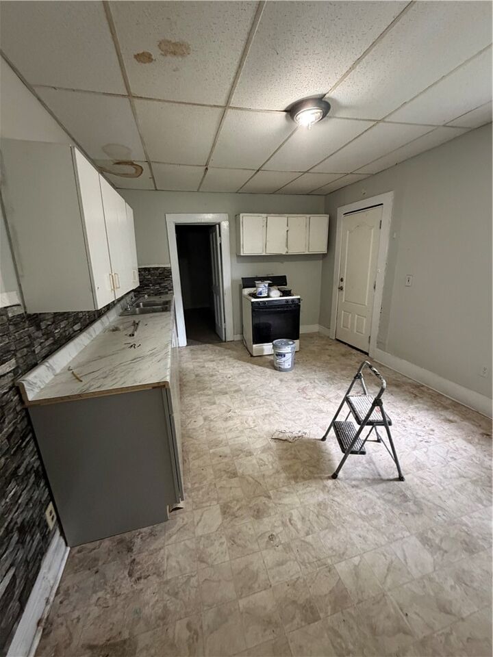 Property Photo:  619 Lewis Street  NY 14904 