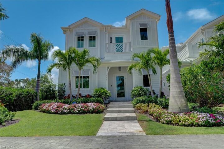Property Photo:  888 10th Ave S  FL 34102 