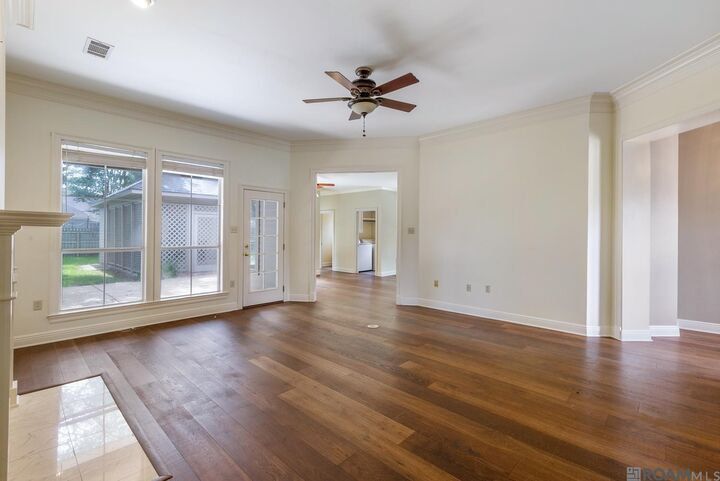 Property Photo: 10530 Tanwood Ave LA 70809