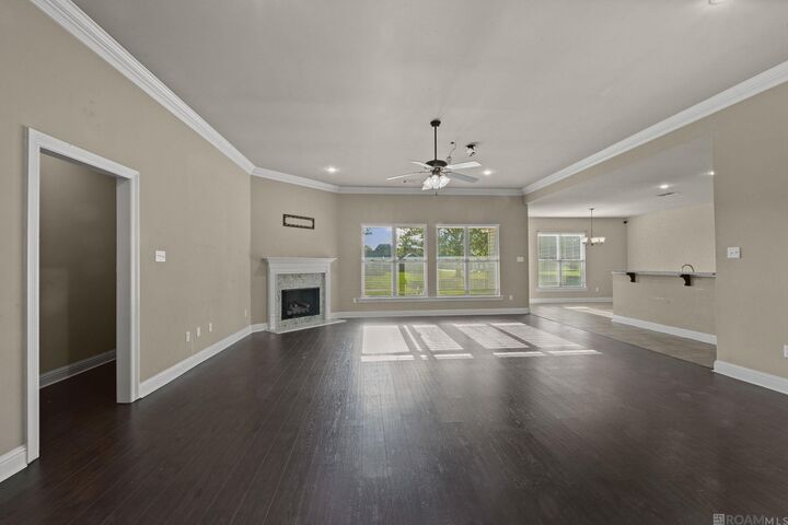 Property Photo: 42499 Wynstone Dr LA 70769