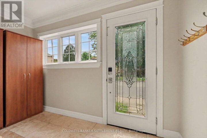 Property Photo: 7 Alvin Street ON K7H 2V8