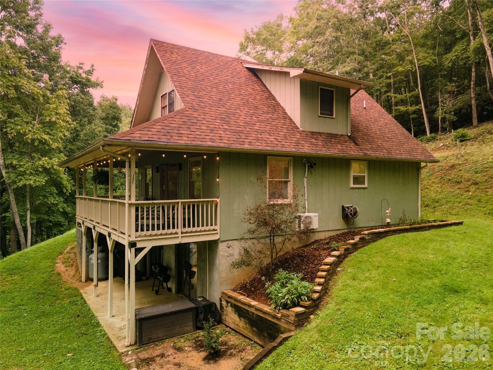 Property Photo:  426 Meadowood Lane  NC 28714 
