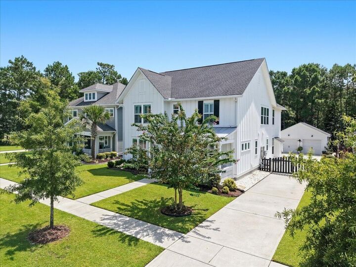 Property Photo:  158 Hewitt Street  SC 29486 