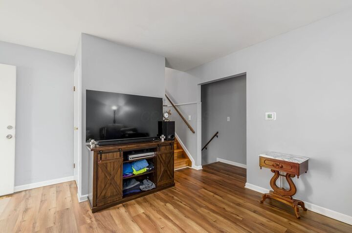 Property Photo:  52 Fieldpoint Road  OH 43056 