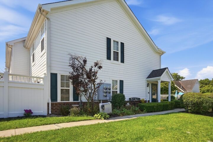Property Photo:  662 Lakeview S Drive  OH 43123 