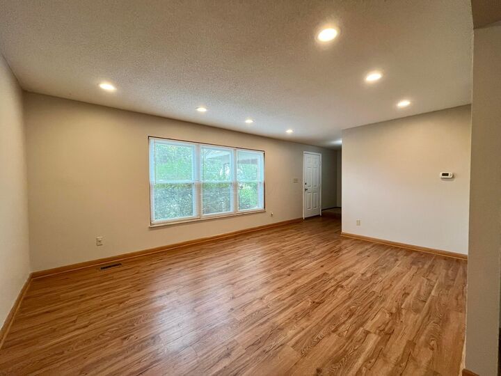 Property Photo:  2775 Amana Court  OH 43235 