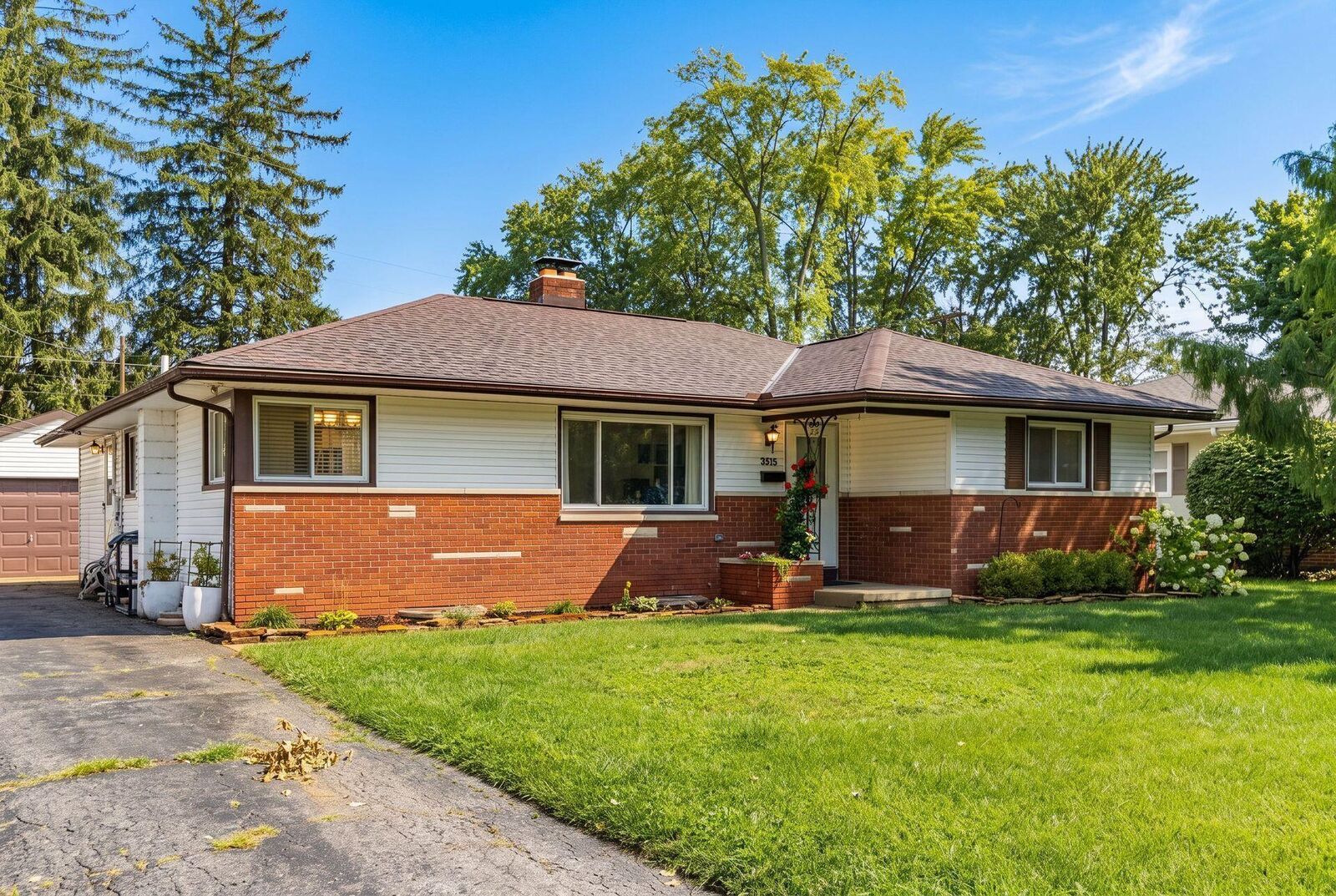 Property Photo:  3515 Kroehler Drive  OH 43026 