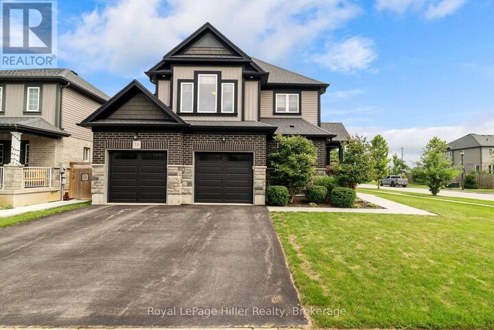 Property Photo:  15 Robertson Drive  ON N5A 0C8 