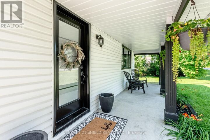 Property Photo:  17648 Island Road  ON K0C 1S0 