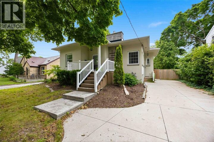 751 Ross Avenue — photo 1