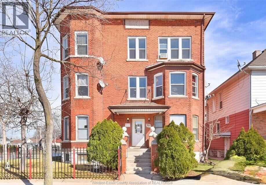 Property Photo:  706 Marentette Avenue 3  ON N9A 1Z6 