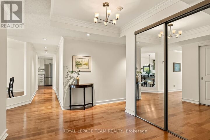 Property Photo: 130 Rideau Terrace 7 ON K1M 0Z2