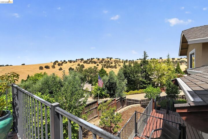 Property Photo: 231 Sutter View Ct CA 95685