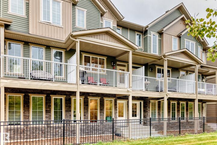 Property Photo:  1051 Graydon Hill Boulevard SW 16  AB T6W 3C8 