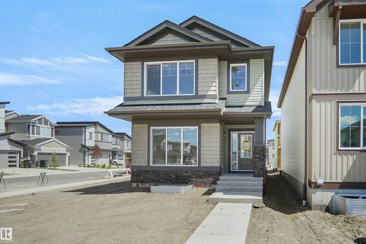 546 Ashgrove Circle — photo 1