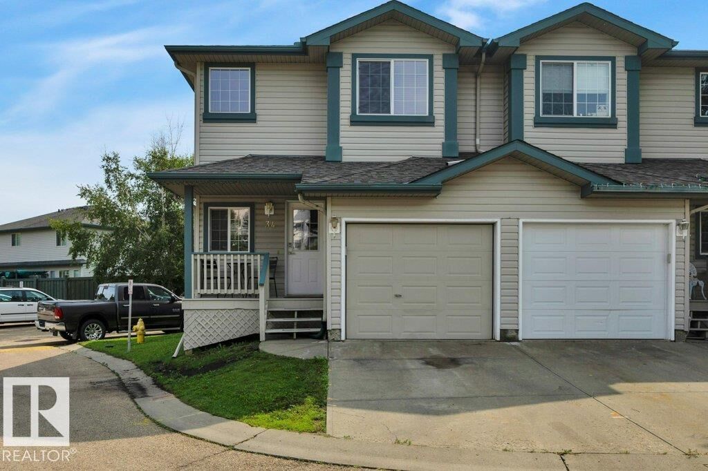 Property Photo: 2004 Grantham Crest NW 34 AB T5T 3X4