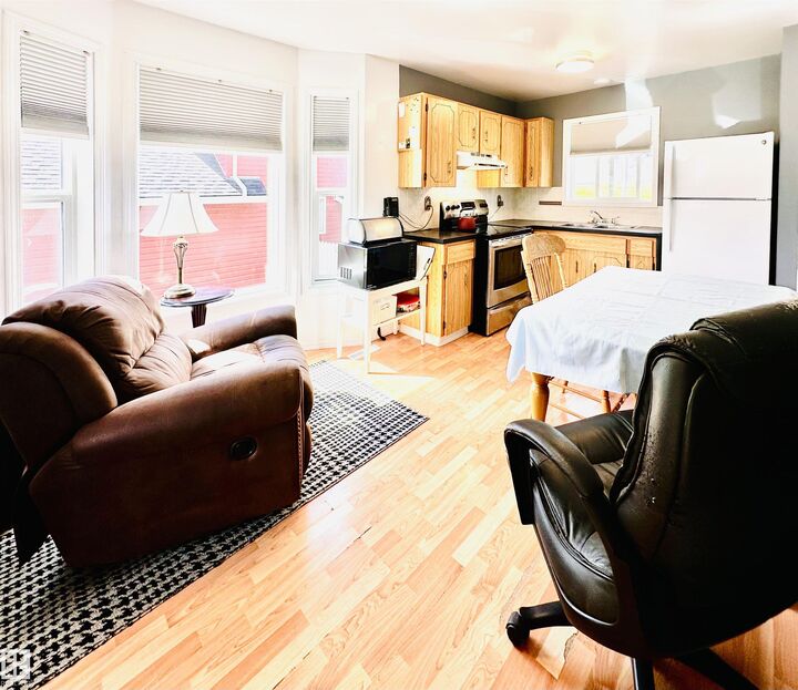 Property Photo:  244 Porter Avenue  AB T0C 1Z0 