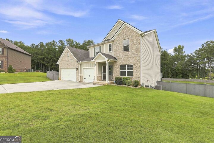 Property Photo: 155 Estancia Lane GA 30215