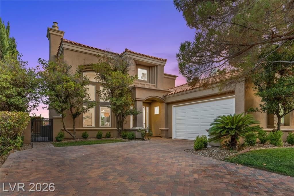 Property Photo: 8371 Plum Creek Court NV 89113
