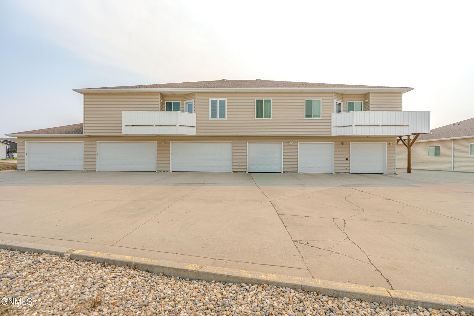 Property Photo: 706 Lasalle Drive E 5 ND 58503